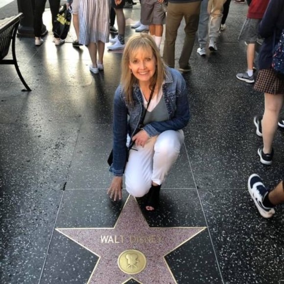 Meet your Posher, Sandy - Picture 1 of 1